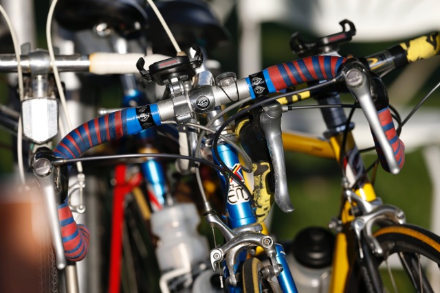 Hub - Bike handles.jpg